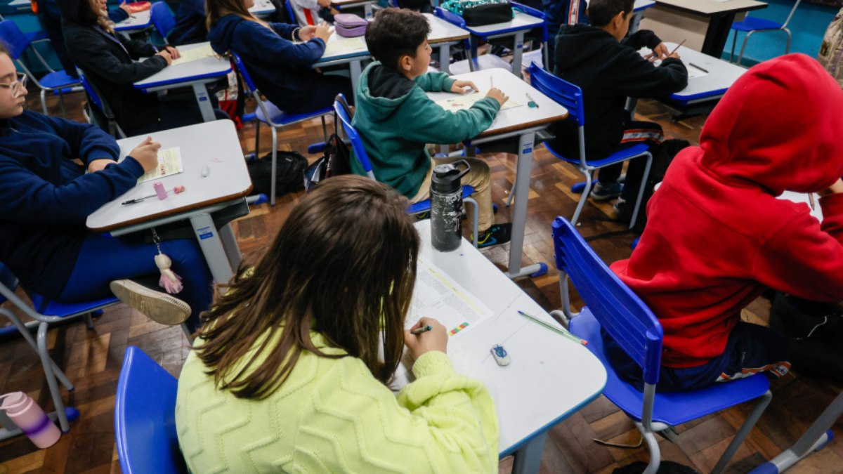 Programa escolar pode chegar a 95 escolas paranaenses em 2025