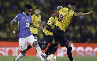 Brasil joga mal e empata com Equador na estreia de Ancelotti