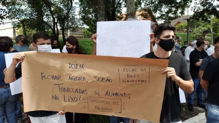 Manifestantes bloquearam a Avenida Morumbi, local onde fica o Palácio dos Bandeirantes, sede do governo paulista