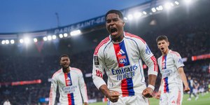 Endrick brilha contra o PSG e esquenta briga por vaga na Copa