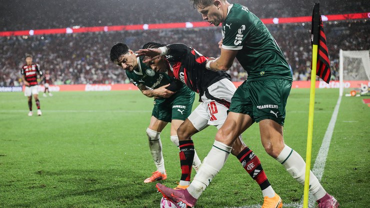 Palmeiras x Fla: rivalidade que cresceu em briga por protagonismo