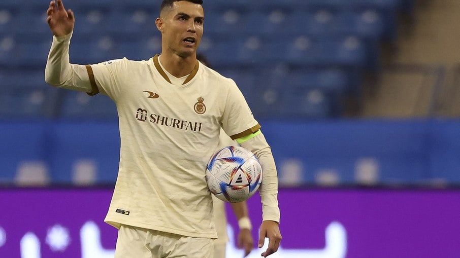 Jornalista revela que Cristiano Ronaldo estava disposto a ir para clube inglês