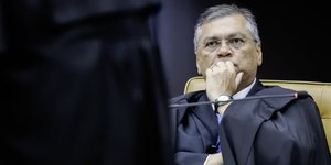 Ministro tira sigilo de operação que tem Mario Frias entre alvos