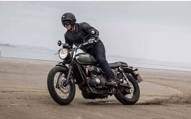 Triumph Street Scrambler 900 é uma das mais escolhas descoladas e versáteis na lista das motos mais divertidas