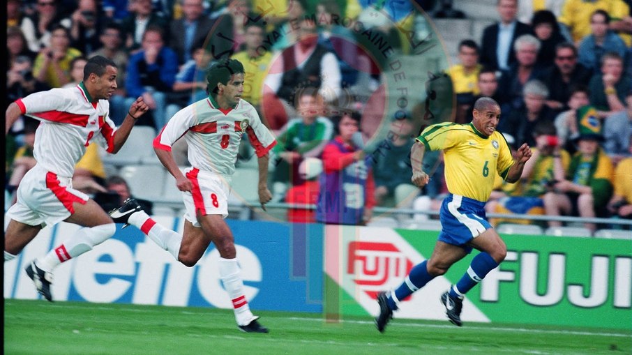 Em jogo marcado por bronca de Dunga, Brasil bateu Marrocos na Copa do Mundo de 1998