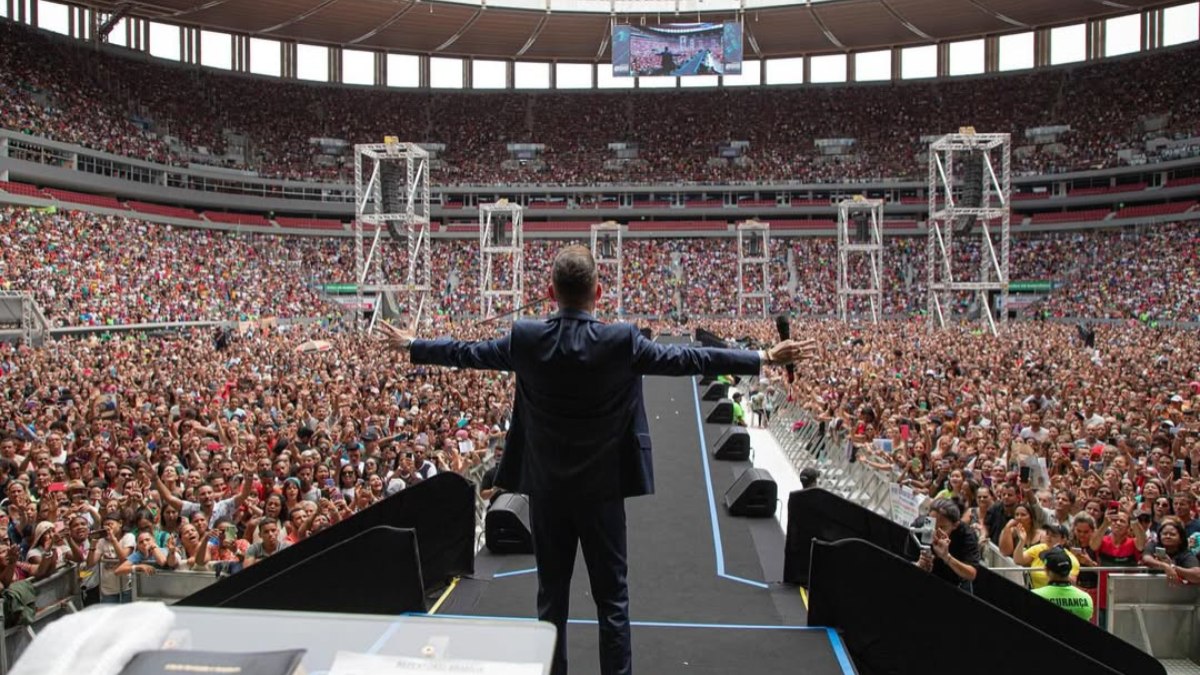 Bispo Bruno Leonardo durante evento Bispo Bruno Leonardo durante evento