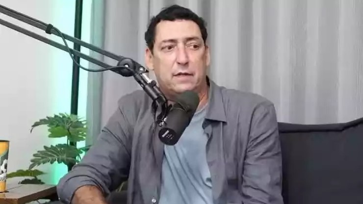 PVC aponta culpado em 2º gol sofrido pelo São Paulo contra a LDU