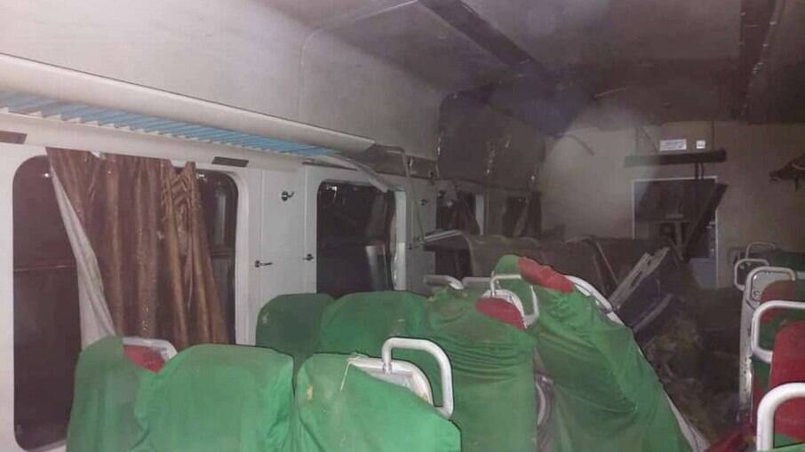 Trem é atingido na Nigéria