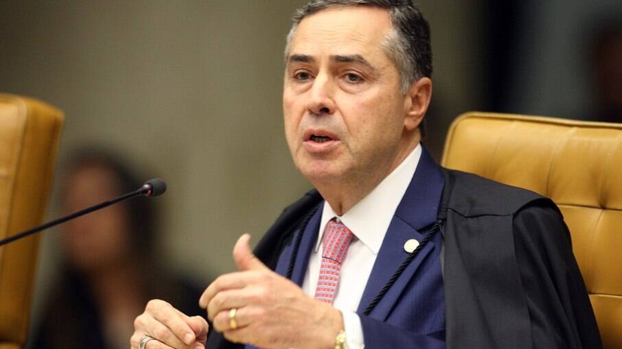 O presidente do TSE, Luís Roberto Barroso, descartou a possibilidade de fraude em urnas eletrônicas em audiência sobre voto impresso na Câmara dos Deputados 