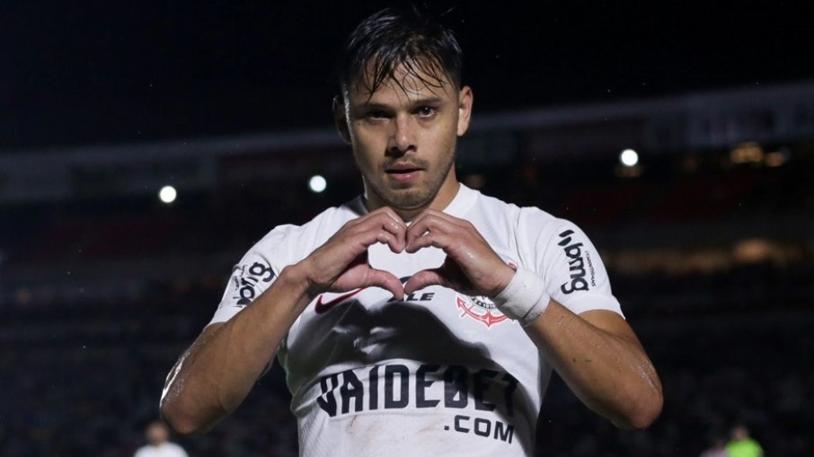 Romero marcou dois gols na vitória do Corinthians sobre o Cianorte
