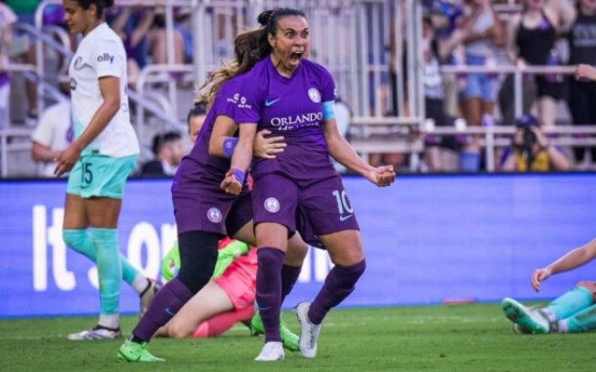 Marta reafirma: quem é Rainha não perde a majestade Marta reafirma: quem é Rainha não perde a majestade