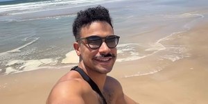 Sérgio Malheiros aproveita férias na Bahia e encanta seguidores