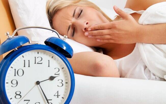 Dormir mal prejudica o funcionamento do corpo e aumenta a circunferência da cintura