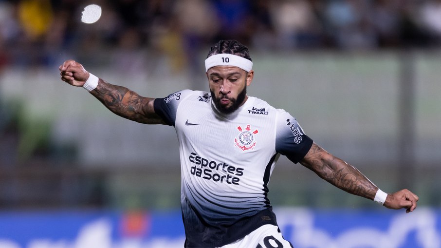 Memphis Depay faturou bolada após nova assistência Memphis Depay faturou bolada após nova assistência