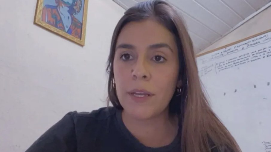 Deputada entrou na justiça contra Zema Deputada entrou na justiça contra Zema