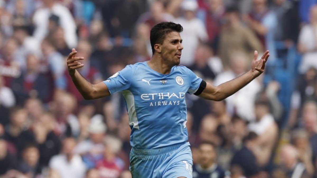 Eleito Bola de Ouro, Rodri ficou fora da seleção da Champions da última temporada