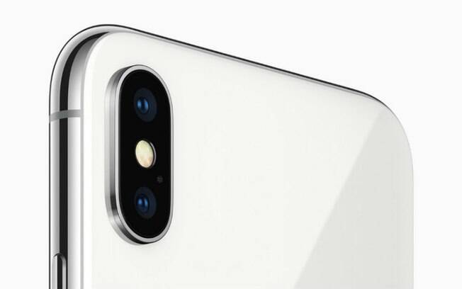 Sensores da câmera dupla do iPhone X serão distribuídos na vertical e, não mais na horizontal como ocorre com o iPhone 7