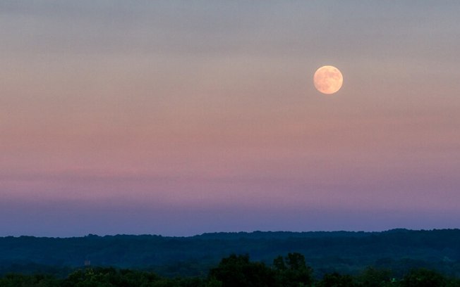 Despedida Astrológica de 2023: A Semana que Marca a Última Lua Cheia e Seus Impactos