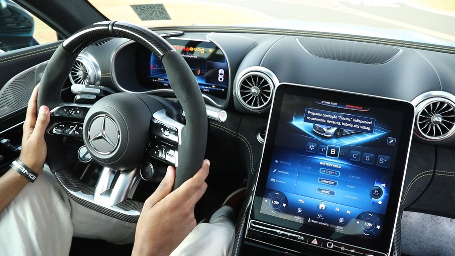 Interior do Mercedes-AMG GT 63 S E Performance Coupé Interior do Mercedes-AMG GT 63 S E Performance Coupé