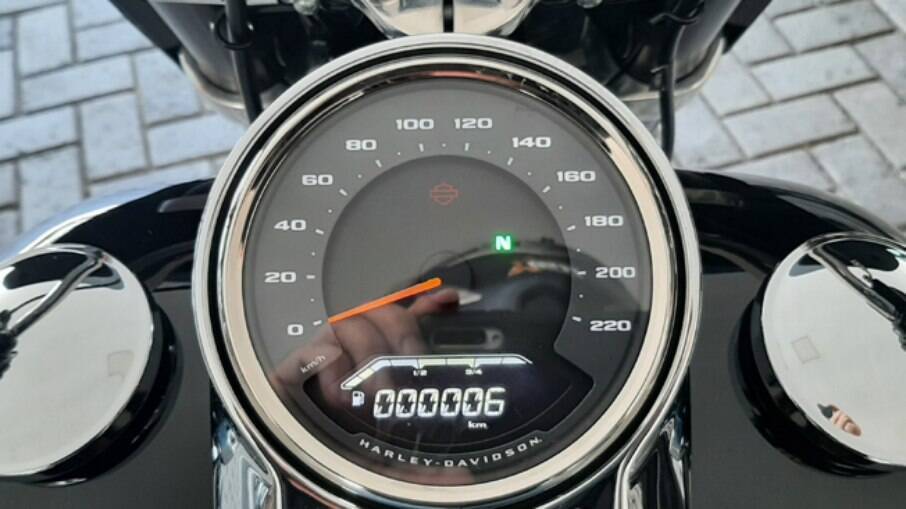 Harley-Davidson Sport Glide 2020 com apenas 6 km marcados no hodômetro