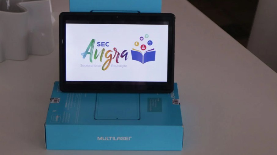 Tablets serão entregues aos alunos da rede municipal de Angra, com chips bloqueados para acesso de sites adultos