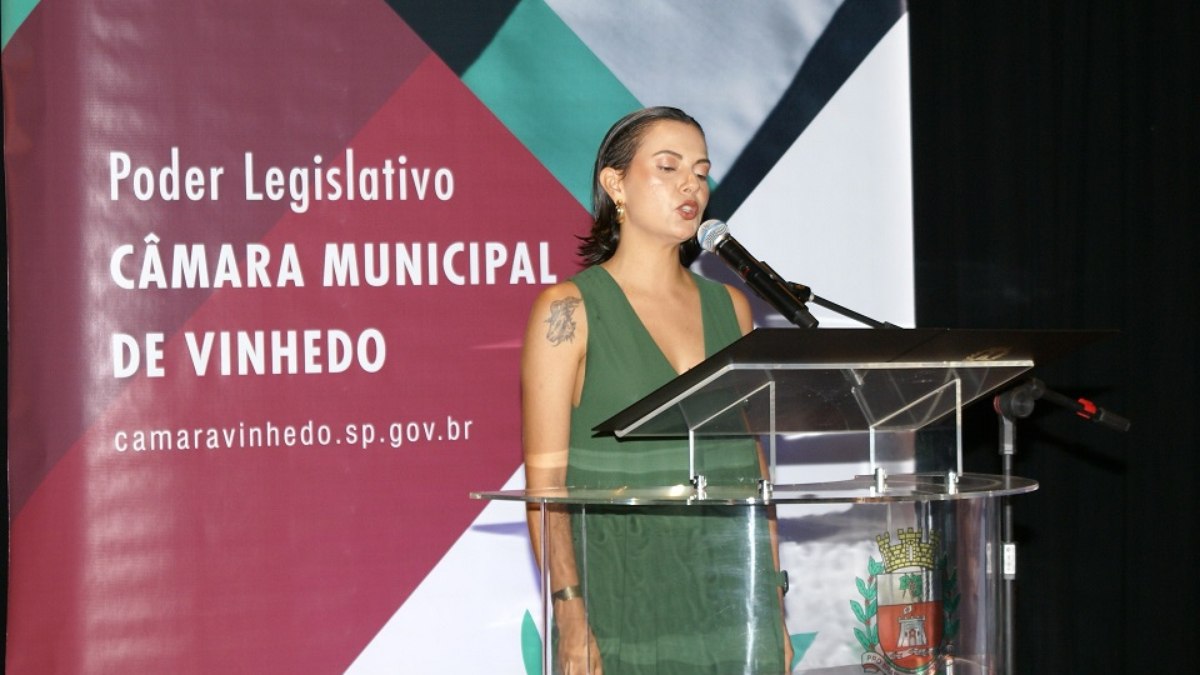 Nayla de Souza se tornou a mulher mais votada para a Câmara de Vinhedo com 2023 votos Nayla de Souza se tornou a mulher mais votada para a Câmara de Vinhedo com 2023 votos