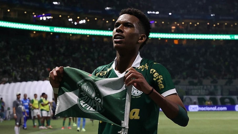 Palmeiras e Bragantino se enfrentam no Allianz Parque