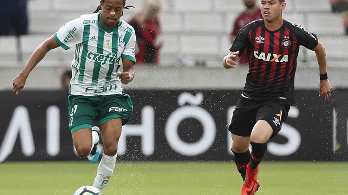 Palmeiras busca manter tabu contra o Athletico na luta pelo título