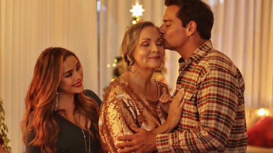 Elenco do filme Um Natal Para Recordar, do canal Lifetime