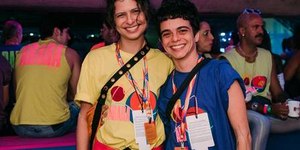 Filha de Debora Bloch, Julia Anquier já namorou com ator trans