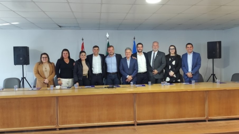 Encontro reuniu gestores dos municípios consorciados para avaliar o semestre e planejar novas ações conjuntas Encontro reuniu gestores dos municípios consorciados para avaliar o semestre e planejar novas ações conjuntas