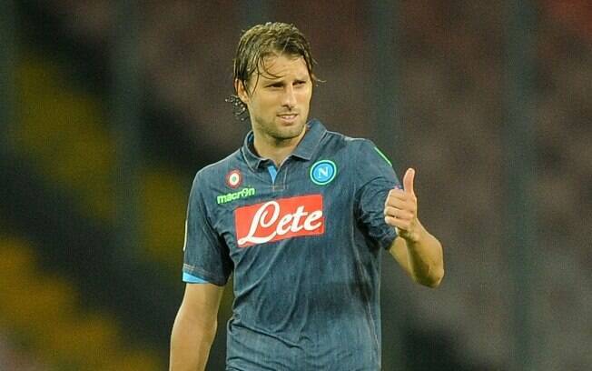 Peter Siemsen despista sobre interesse do Fluminense no zagueiro Henrique