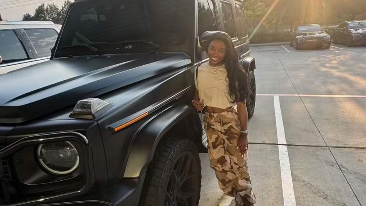 Simone Biles compra carro de quase R$ 1 milhão; veja detalhes do veículo