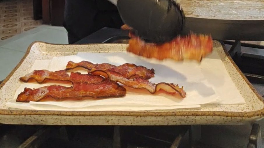 Bacon pronto