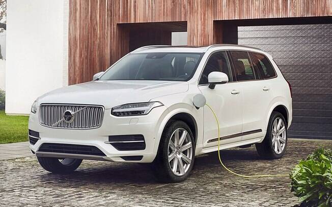 Volvo só lançará carros elétricos e híbridos a partir de 2019. No Brasil, marca sueca já vende versão plug-in do XC90