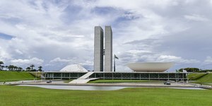Proposta de redução da jornada de trabalho e fim da escala 6x1 gera debates na Câmara