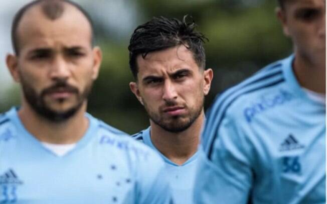 Cruzeiro fica sem uruguaio Leo Pais na Série B e Copa do Brasil Cruzeiro fica sem uruguaio Leo Pais na Série B e Copa do Brasil