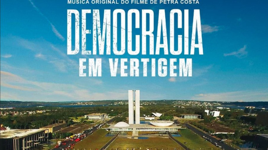 Democracia em Vertigem