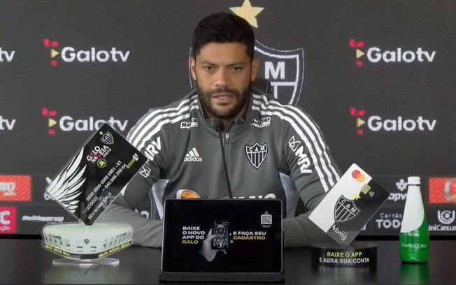 Hulk lamenta ficar fora da estreia na Libertadores