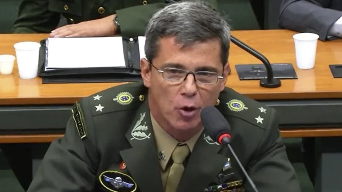 General Mário Fernandes tramou assassinar várias autoridades e será julgado em dezembro, mas como a sua condenação no STF é dada como certa, ele quer se garantir desde já obtendo regalias General Mário Fernandes tramou assassinar várias autoridades e será julgado em dezembro, mas como a sua condenação no STF é dada como certa, ele quer se garantir desde já obtendo regalias
