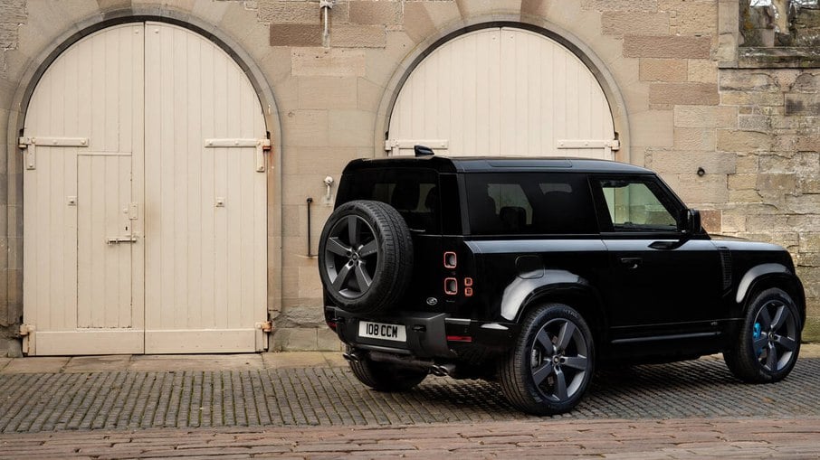 Defender 90 é menor modelo oferecido pela Land Rover, mas tem apenas duas portas