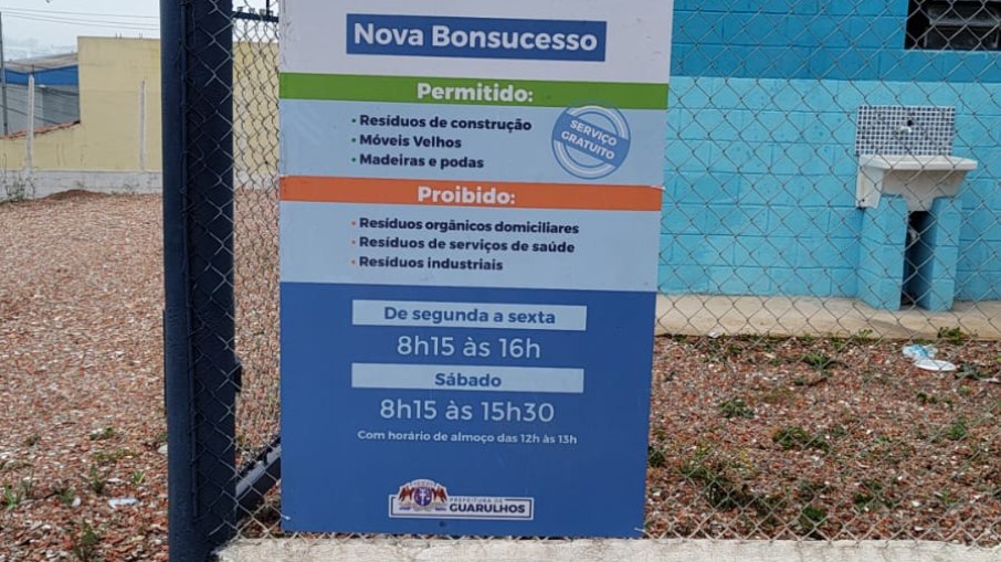 Local funciona de segunda a sexta-feira, das 8h15 às 16h, e aos sábados das 8h15 às 15h30. Local funciona de segunda a sexta-feira, das 8h15 às 16h, e aos sábados das 8h15 às 15h30.
