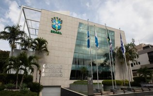 CBF provoca europeus e leva invertida de brasileiros