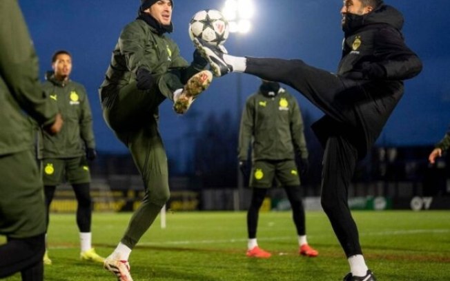 Jogadores do Dortmund treinam para o jogo deste domingo dante do Hoffenheim, pelo Alemão