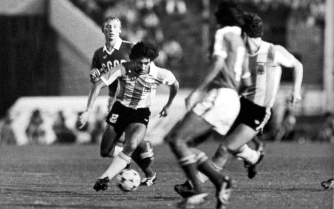 Ramon Díaz: técnico do Vasco era esperança argentina no guia da Copa de 1982