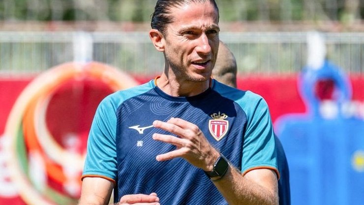 Ex-Fla, Filipe Luís é questionado na Europa por falhas constantes