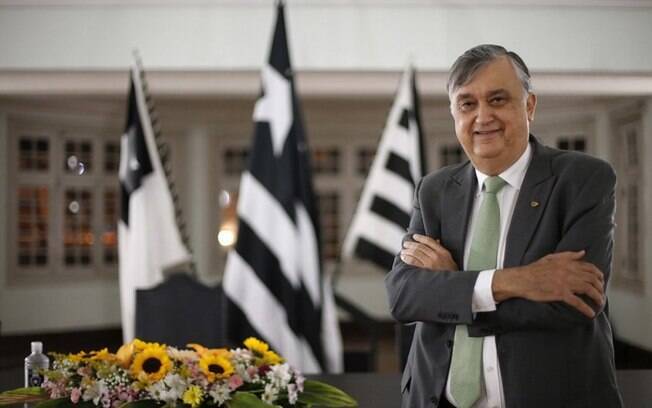 Presidente diz que Botafogo 'nunca mais vai descer' e elogia ambiente: 'Todos os jogadores pedem pra ficar'