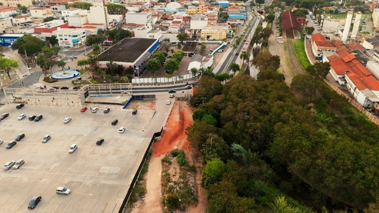 Valinhos garante posse de área para nova rua no centro