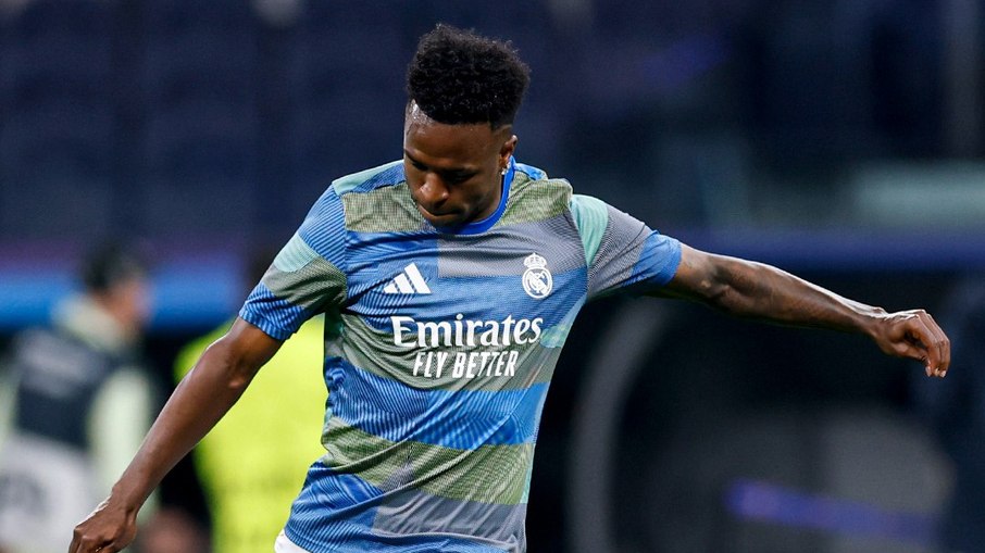 Vinicius Júnior perdeu pênalti nesta quarta-feira (11), no Bernabéu