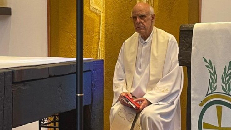 Padre Júlio é alvo de apuração por uso de verba da igreja